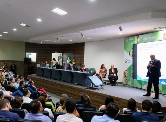 Osmar Terra lança Criança Feliz no Mato Grosso do Sul