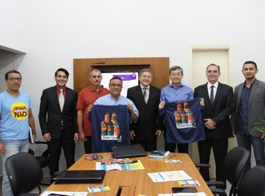 Reunião aconteceu no gabinete do prefeito.